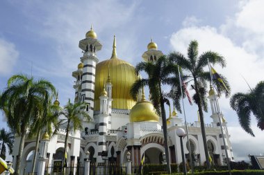 Perak, Malezya - 13 Kasım 2022; Ubudiah Camisi Perak 'ın kraliyet camii, Perak, Malezya' nın başkenti Kuala Kangsar 'da yer alır..