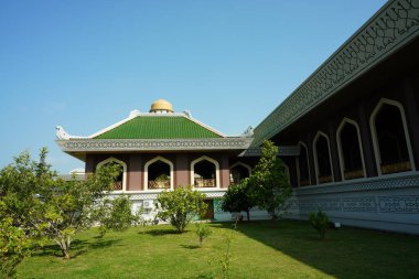 Melaka, Malezya-24 Ağustos 2023; Melaka Devlet Camii El Azim Camii manzarası