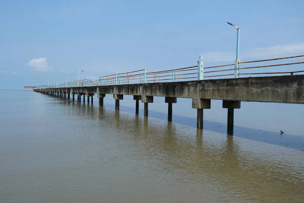 Pomost Plaży Pantai Murni Przeciwko Błękitnemu Niebu Położony Yan Kedah — Zdjęcie stockowe
