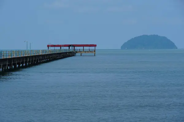 Embarcadero Playa Pantai Murni Contra Cielo Azul Ubicado Yan Kedah — Foto de Stock