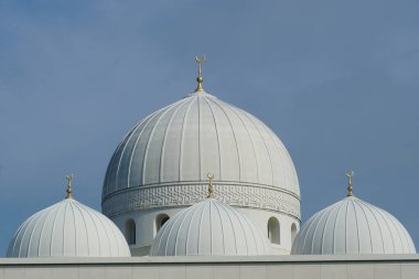 Negeri Sembilan, Malezya-13 Temmuz 2024; Seremban, Negeri Sembilan 'daki Sri Sendayan Camii manzarası