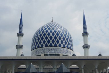 Shah Alam, Malezya-13 Temmuz. 2024 - Şah Alam, Selangor 'da bulunan Mescid Sultan Salahudin Abdul Aziz Şah' ın manzarası