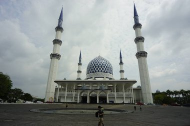 Shah Alam, Malezya-13 Temmuz. 2024 - Şah Alam, Selangor 'da bulunan Mescid Sultan Salahudin Abdul Aziz Şah' ın manzarası