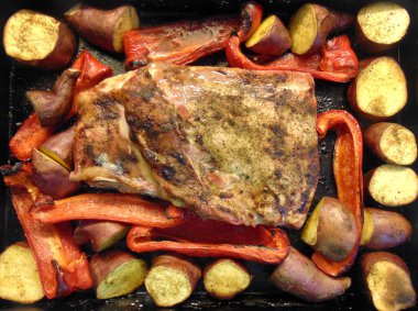 Tepside ızgara biftek.