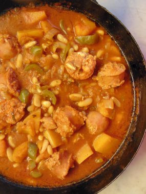 Domates soslu beyaz fasulye.