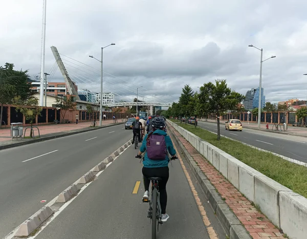 Woman Riding Mountain Bike Using Bicycle Lane North City Bogota — Stock Photo, Image