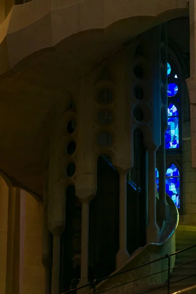 Beaux Détails Escalier Colimaçon Intérieur Cathédrale Sagrada Familia Avec Vitrail — Photo