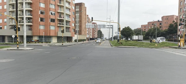 Une Avenue Importante Nord Ville Semble Vide Pendant Bogota Aucun — Photo