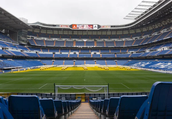 Real Madrid Football Club Santiago Bernabeu Stadium Field View — Stock Photo, Image