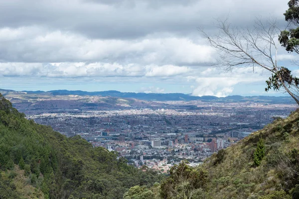 Beautiful Landscape Vieja Brook Cross Hill Bogota Cityscape Background Sunny — Stock Photo, Image
