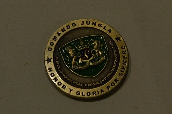 Closeup Jungle Command Colombian Police Special Unit Pin — Stock Photo, Image