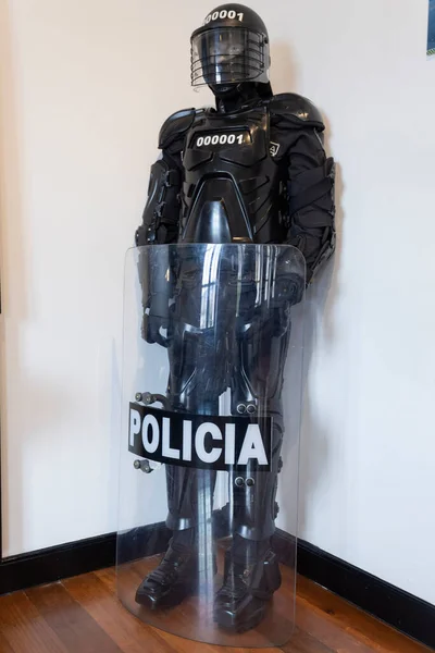 Specjalna Kolumbijska Policja Rozruchowa Kombinezon Jednostki Esmad Tarczą Kolumbijskim Muzeum — Zdjęcie stockowe