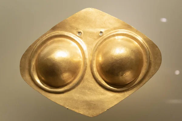 Frumos Vechi Aur Femeie Pectorală Muzeu Aur Columbian — Fotografie, imagine de stoc