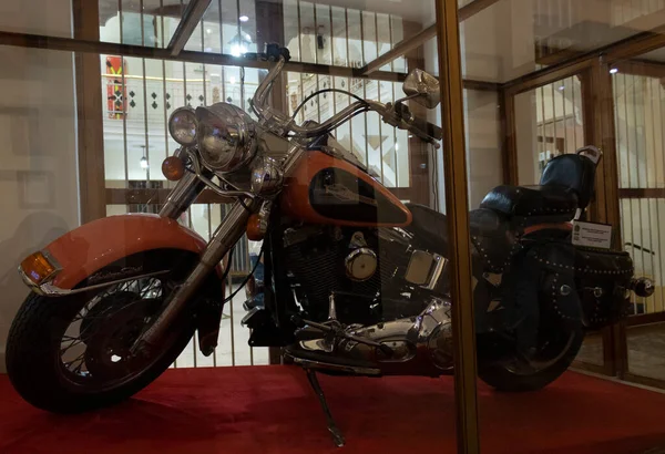 박물관에 데이비드슨의 클래식 오토바이가 카르텔에 붙잡혔습니다 — 스톡 사진