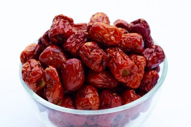 Beyaz arka planda Çin jubaları izole.