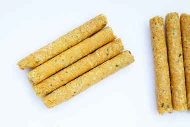 Deniz yosunlu çıtır börek.