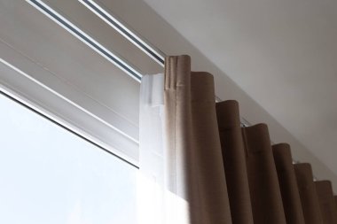 Perdeler kapı ya da pencere, oda dekorasyonu iç mekan.