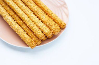 Beyaz arkaplanda Ekmek Çubukları