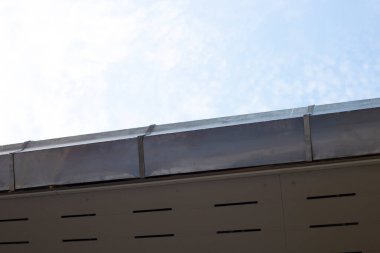 House rain gutter, Pipeline sysem.