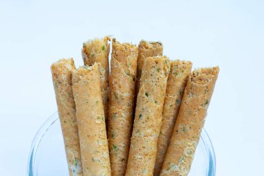 Deniz yosunlu çıtır börek.