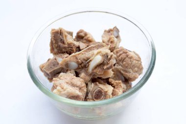 Haşlanmış domuz pirzolası. Asya mutfağı