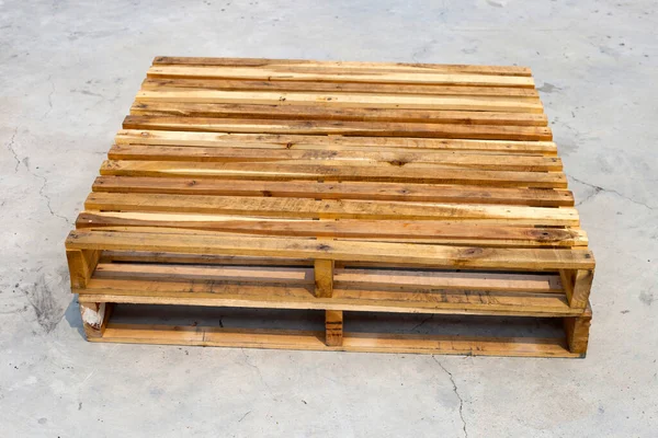Wooden pallet for chemical products