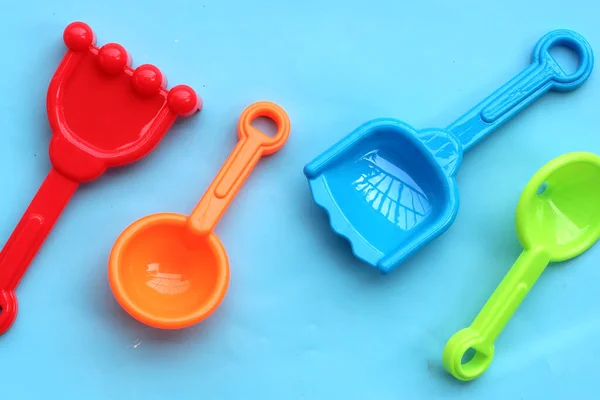 塑料玩具 儿童沙纸游戏工具 — 图库照片
