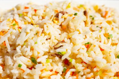 plaka üzerinde kızarmış pilav Yengeç