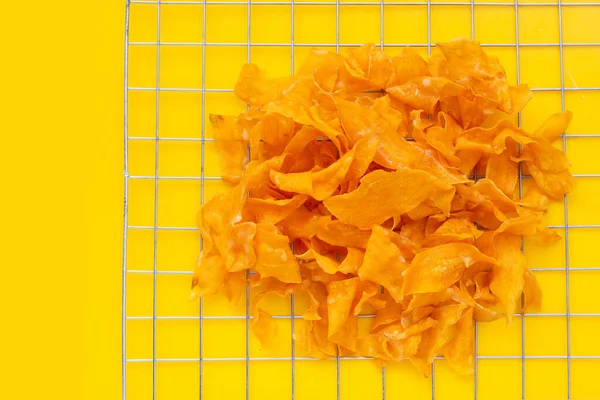Patatas Fritas Dulces Sobre Fondo Amarillo — Foto de Stock