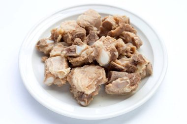 Haşlanmış domuz pirzolası. Asya mutfağı