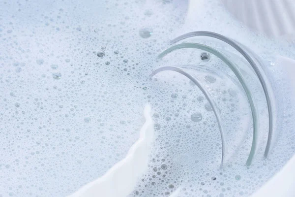 Посуда Миски Воде Пузырьки Жидкости Мытья Посуды — стоковое фото