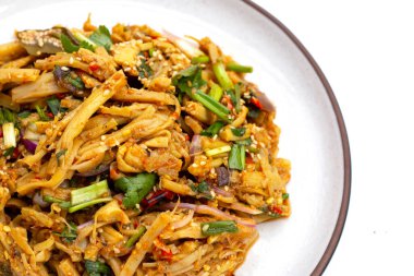 Baharatlı bambu salatası. Tayland yemeği.