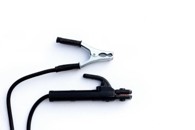 Beyaz arkaplanda kaynak ekipmanları.