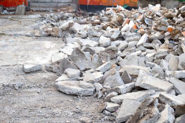 Yıkım üstüne yıkım.