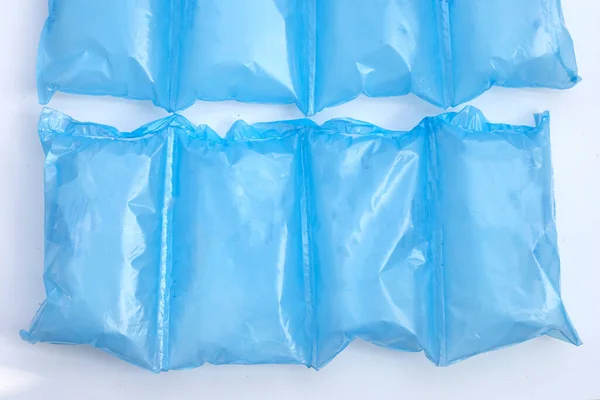 Sininen Ilmatyyny Muovipussit Pakkauksesta — kuvapankkivalokuva