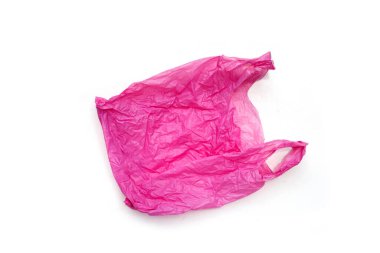 Beyaz arka planda pembe plastik torba. Boşluğu kopyala