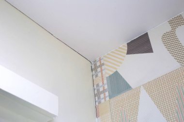 Ev yapımı sorunu. Duvar kırıldı..