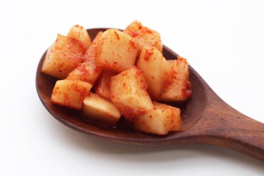 Daikon Kimchi. Lezzetli ve baharatlı.