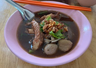 Lezzetli. Et çorbası.