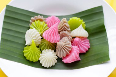 Alure, renkli Tayland tatlı tatlısı