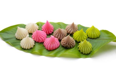 Alure, renkli Tayland tatlı tatlısı