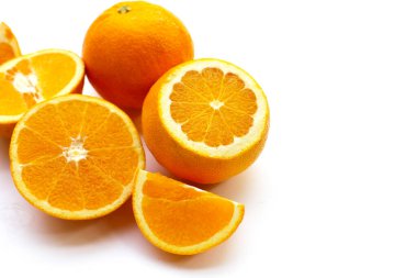 Taze portakal, yüksek C vitamini.