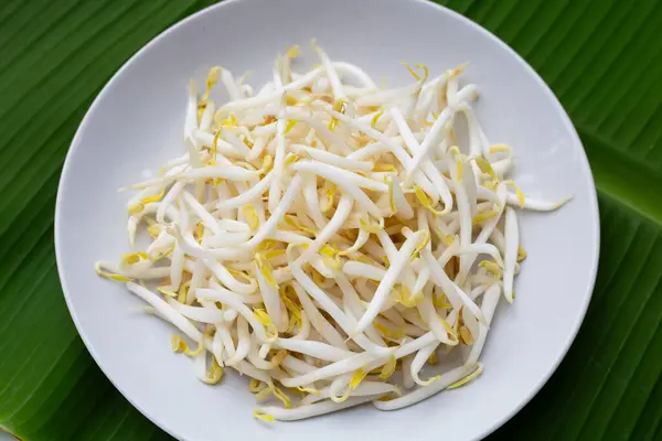 Bean Sprouts Banana Leaves — Stock Photo, Image