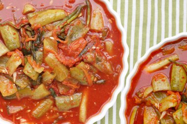 Kimchi Kore yemeği, salatalık kimchi.