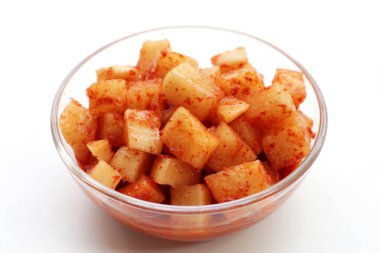 Daikon Kimchi. Lezzetli ve baharatlı.