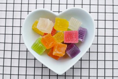 Renkli çıtır jöle. Thai tatlı tatlı tatlı