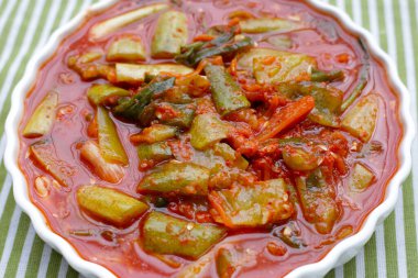 Kimchi Kore yemeği, salatalık kimchi.