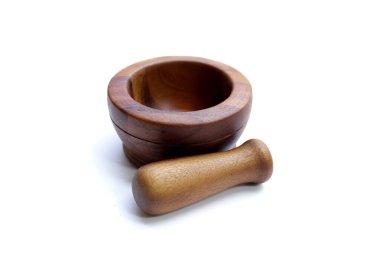 ahşap harç ve havaneli beyaz zemin üzerine