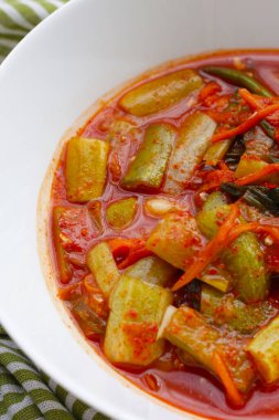 Kimchi Kore yemeği, salatalık kimchi.