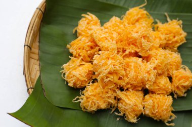 Tayland çıtır çıtır tatlı yumurta ipliği (Foi Thong Krob)